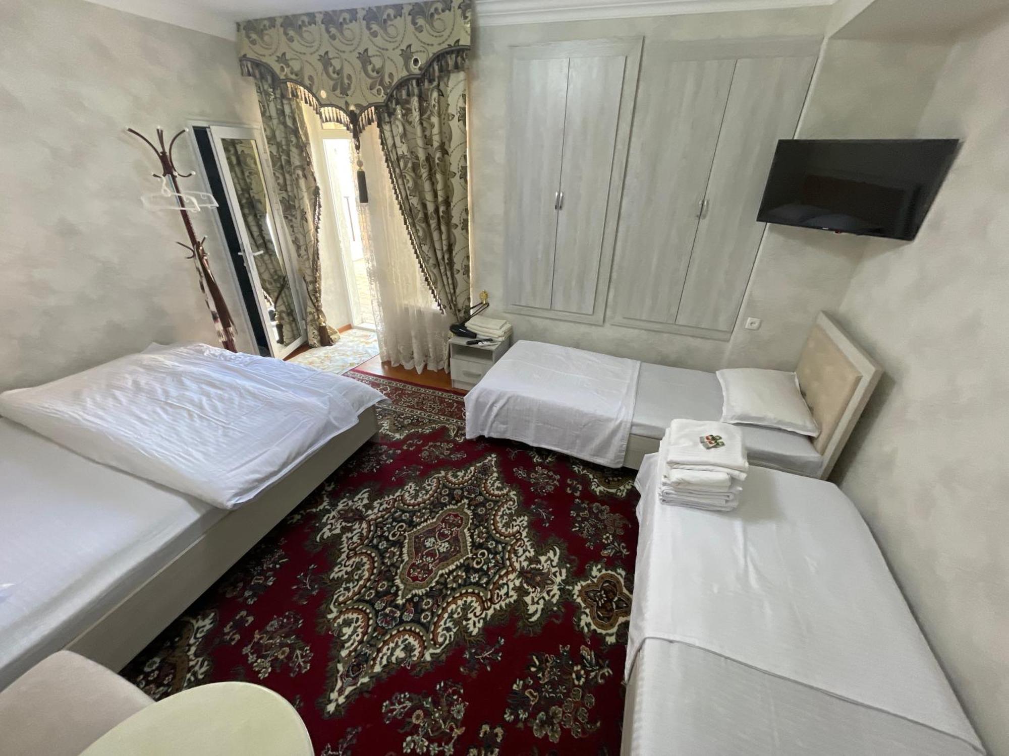 Isfandiyor Hotel Самарканд Екстер'єр фото